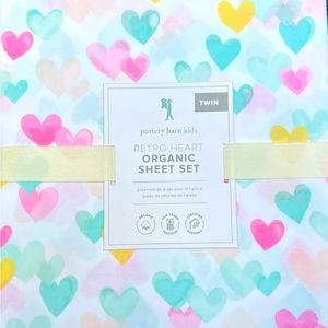 POTTERY BARN KIDS Organic Cotton Twin Sheet Set NWOT Retired Design Retro Hearts